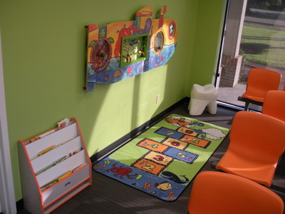 Kids play area for children's dentist Dr. Scott T. Odom